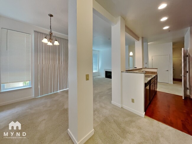 Photo - 2222 152nd Ave NE Unidad 215