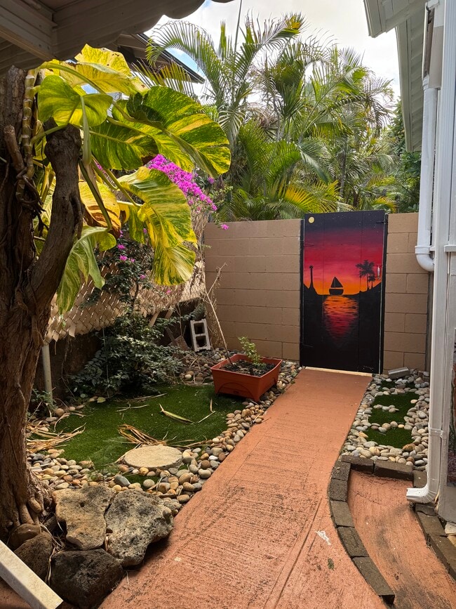 Photo - 1001 Belser St