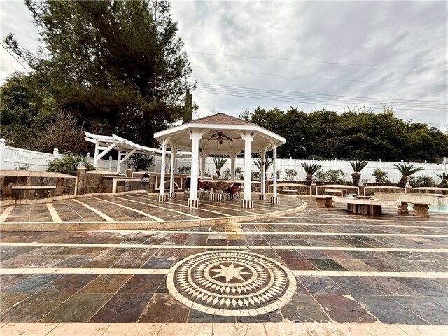 Photo - 24204 Calvert St House