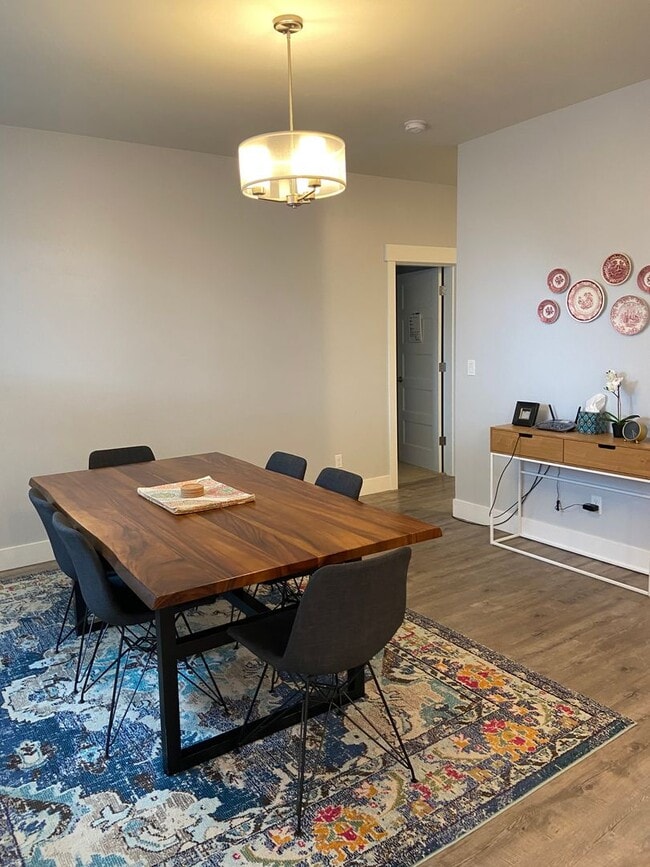 Photo - Furnished Home in the Heart of Hood River!