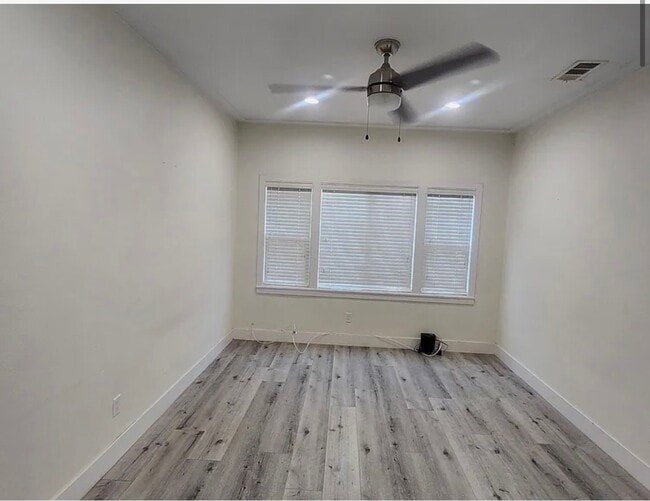 Photo - 119 S Westmoreland Ave Unit 119