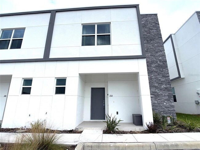 Building Photo - 332 Famagusta Dr