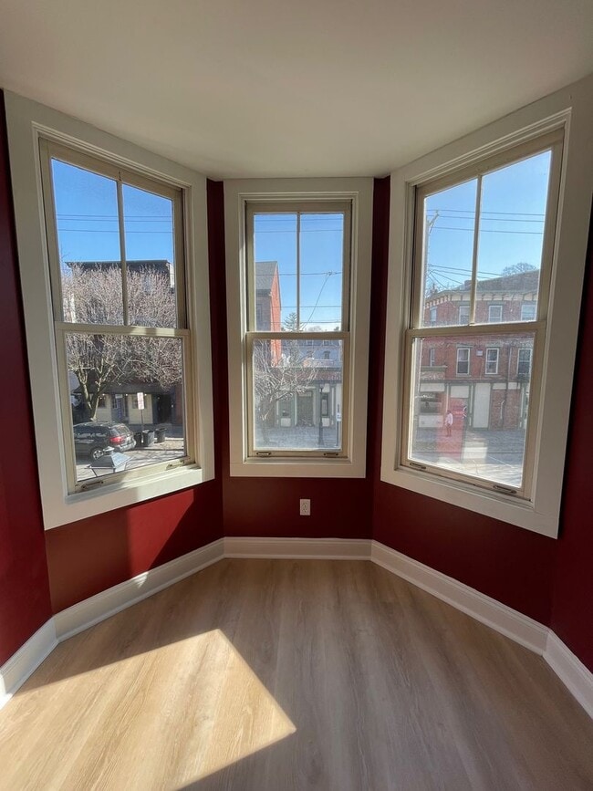 Photo - 107 Liberty St Unidad 1 2nd floor