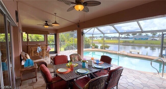 105 SW 39th Pl