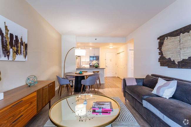 Interior Photo - Hudson Park South Rental