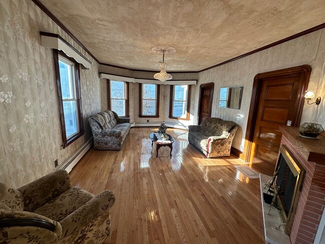 Photo - 61 Tufts St Apartments Unit 2