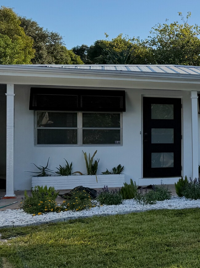 Photo - 1184 Milano Dr