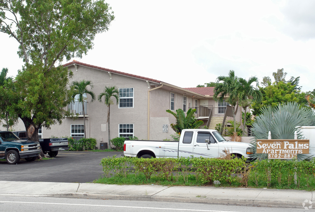 Seven Palms Apartments - Seven Palms Apartments