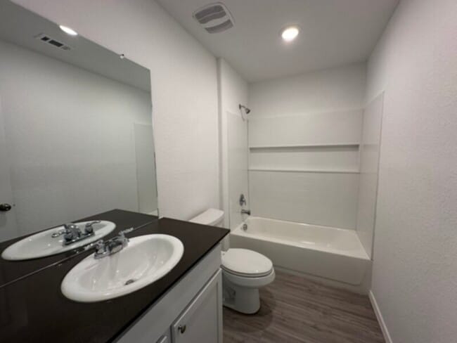 Photo - 7260 Pasture Run