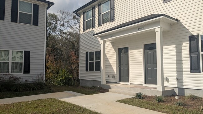 Photo - 1966 Green Castle Ln