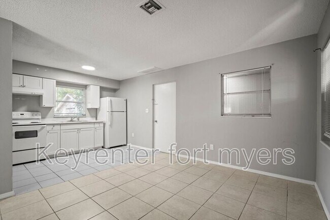 Photo - 75 Cypress St