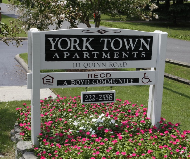 Yorktown Apartments - Yorktown Apartments