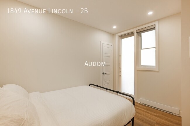 Photo - 1849 Av. Lincoln Unit 2B