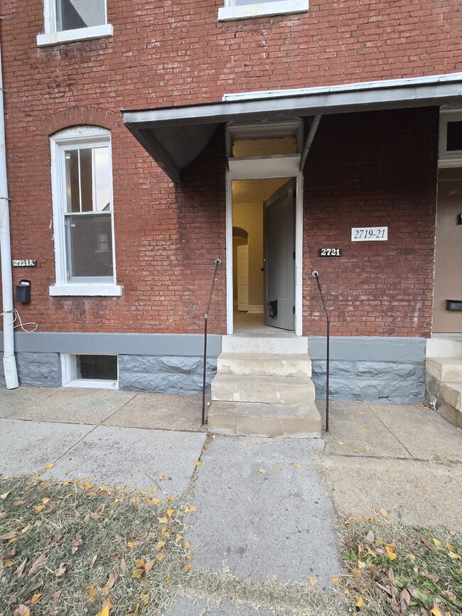 Photo - Newly Available 1BR Apartment in South City! Unit 1F