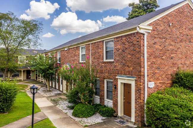 Aerial - Georgetown Apartments