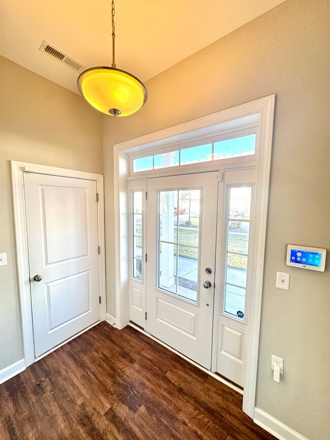 Photo - Experience Modern Coastal Living!