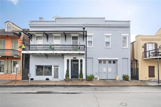 Building Photo - 1112 N Rampart St