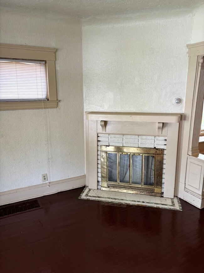 10320 Adams Ave Unit Down