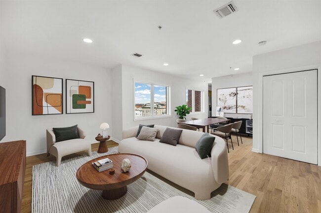 Photo - 605 New York Ave Unit 604