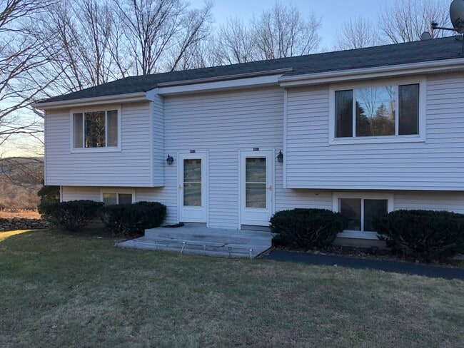 Photo - 1473 Stafford Rd