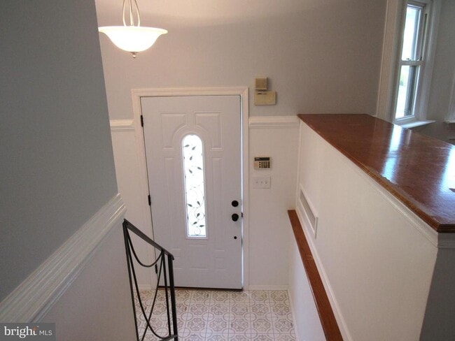Building Photo - 5515 Helmont Dr Rental