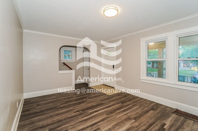 1005 Dover Ave