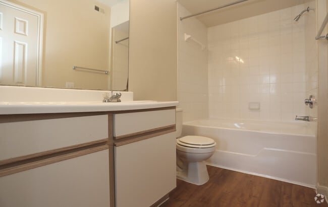 Photo - Oxford Mills