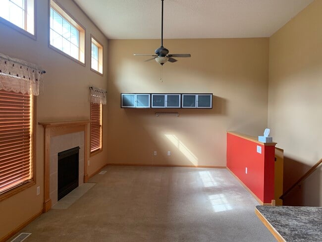 Photo - 3125 Legacy Ln