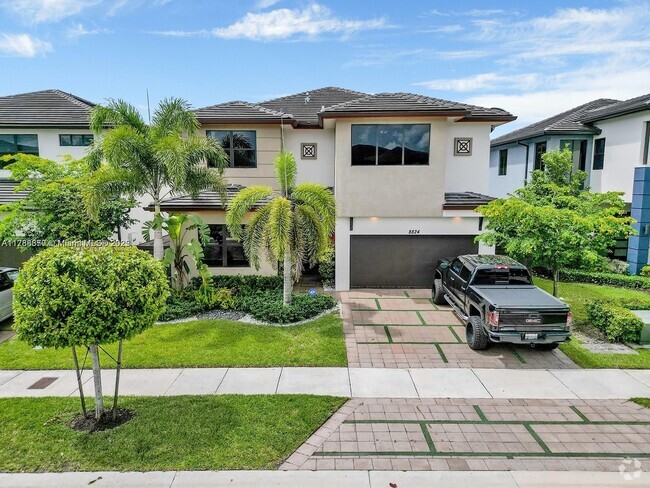 Building Photo - 8824 NW 154th Terrace Rental