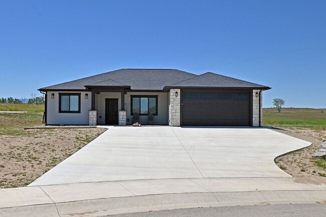 Photo - 1495 Oxbow Dr