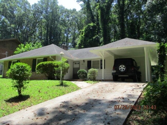 Photo - 2032 Rector Dr SW