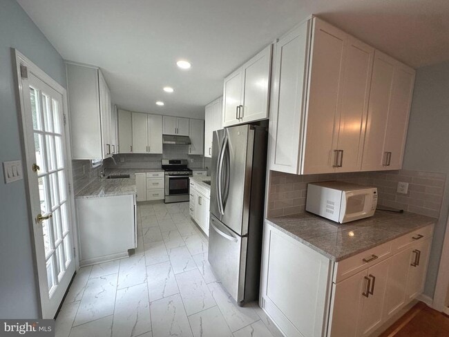 Photo - 13524 Ellendale Dr