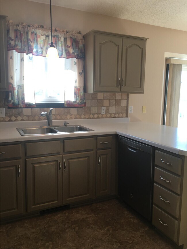 Photo - 5726 Egret Ave