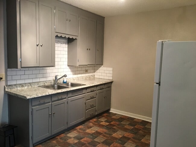 Building Photo - 222 State St Unit 3