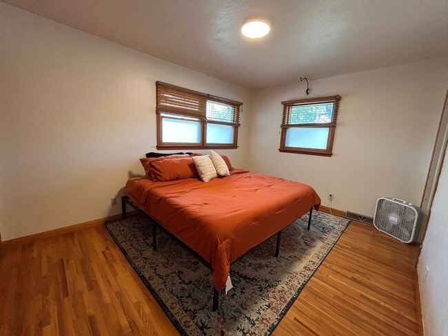 Photo - 4 Bed 2 Bath Home In Andover!