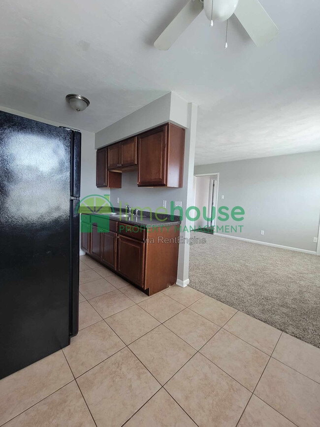 4314 Dunning Rd Unit 3