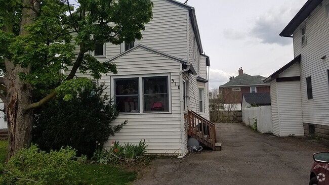 Building Photo - 510 S Washington St Unit 510-Lower S Washington Rental