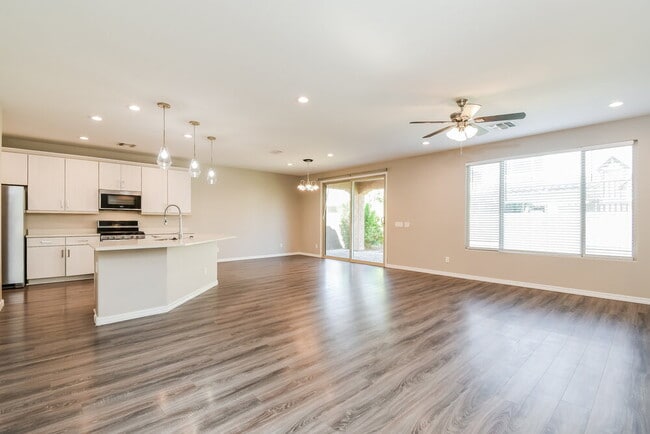 Photo - 9528 E Travertine Ave