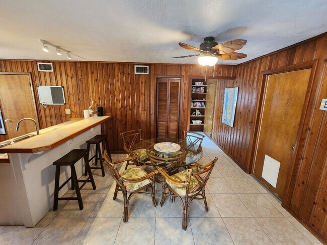 Photo - 2006 Hill St