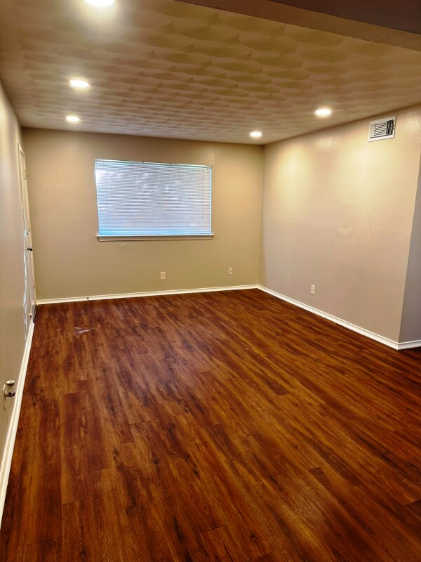 Photo - 6205 Oram St Unit A