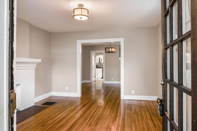 Photo - 1111 Northwest Blvd