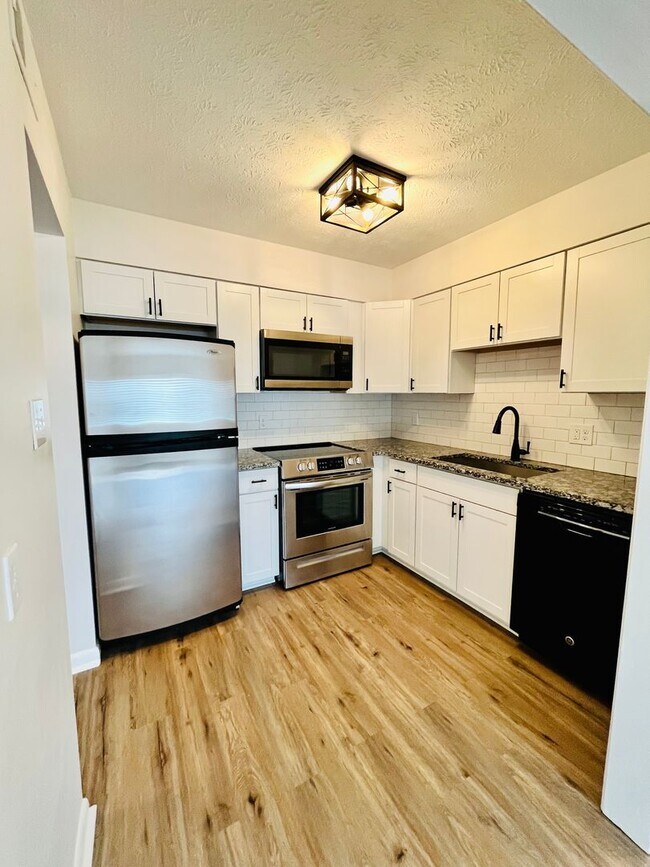 1935 Gardiner Ln Condo Unit F92 Condo for Rent in Louisville, KY