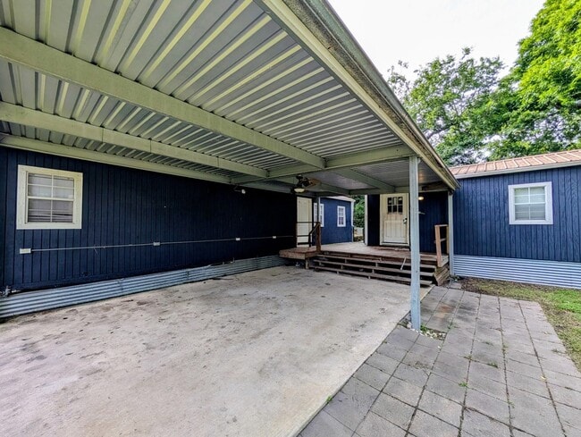 Photo - 2406 Kilgore Rd