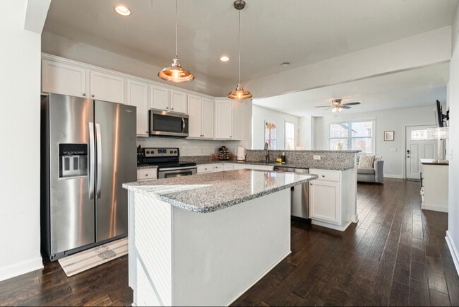 Photo - 705 Ellie Dr