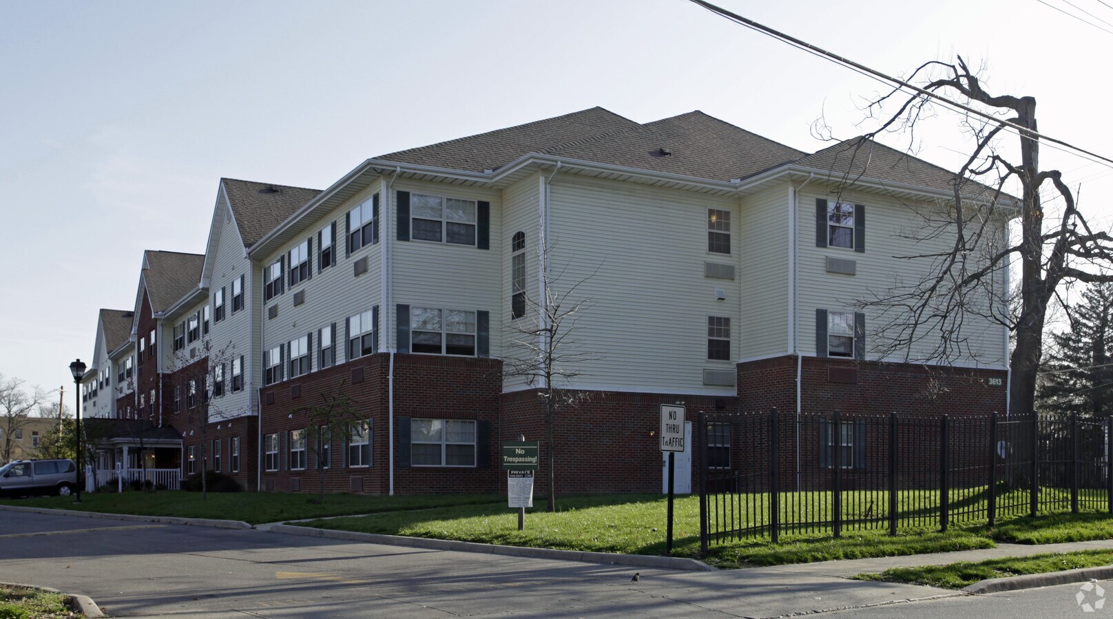 Photo - Avon View Apartments