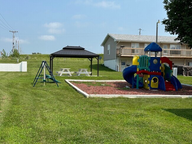 Photo - Marshalltown Estates