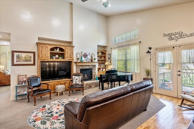 Photo - 1747 W Little Willow Cove