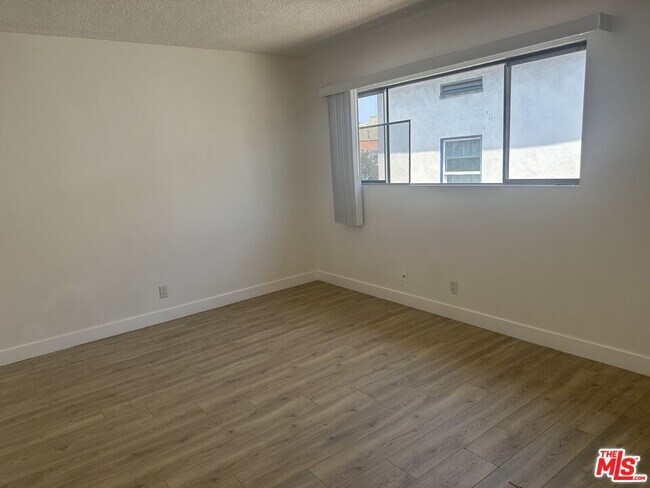 Photo - 428 S Wilton Pl Unidad 5 Rental