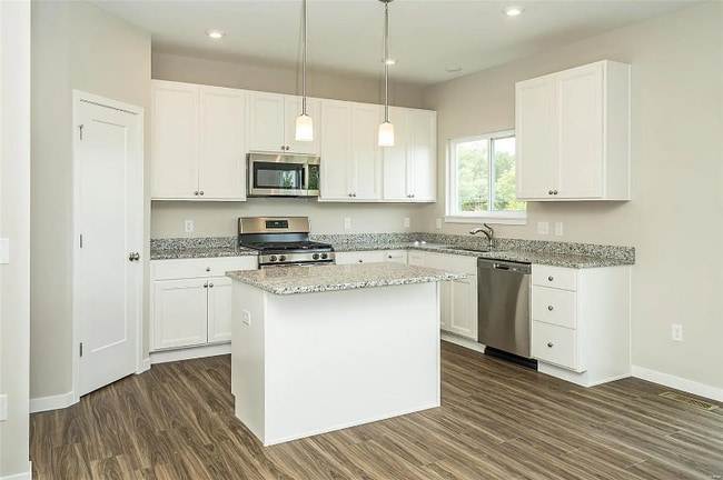 Photo - 705 Myatt Dr