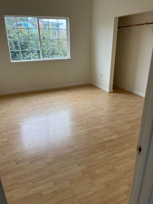 870 32nd St Unidad B